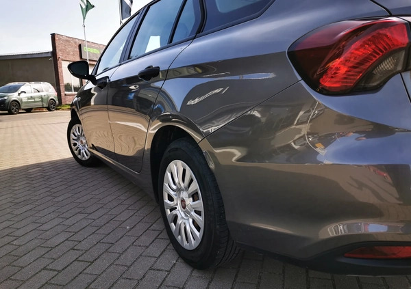 Fiat Tipo cena 48900 przebieg: 58655, rok produkcji 2019 z Puławy małe 79
